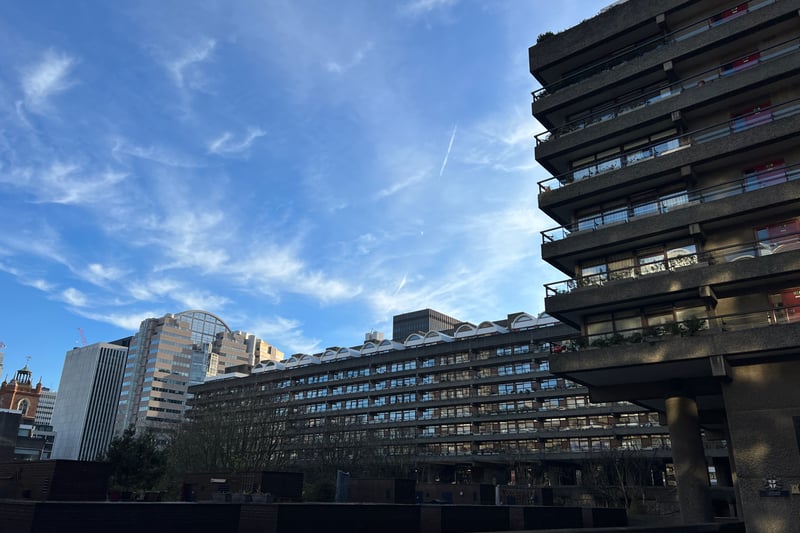 The Barbican Centre will be well-loved by many Londoners. But, its brutalist architecture is another piece of brutalist architecture that provokes strong reactions. What do you think? 