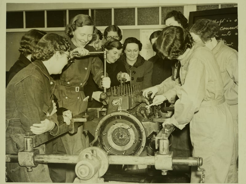 Women Ambulance Drivers In Training. More than a hundred women enrolled as ambulance drivers under the Womens' Voluntary Service.At the Blackpool Corporation Driving School they are taught A.R.P, mechanics and gas drill. The picture shows women ambulance drivers receiving instruction on a car engine at Blackpool, Blackpool. (Photo by Hulton Archive/Getty Images)