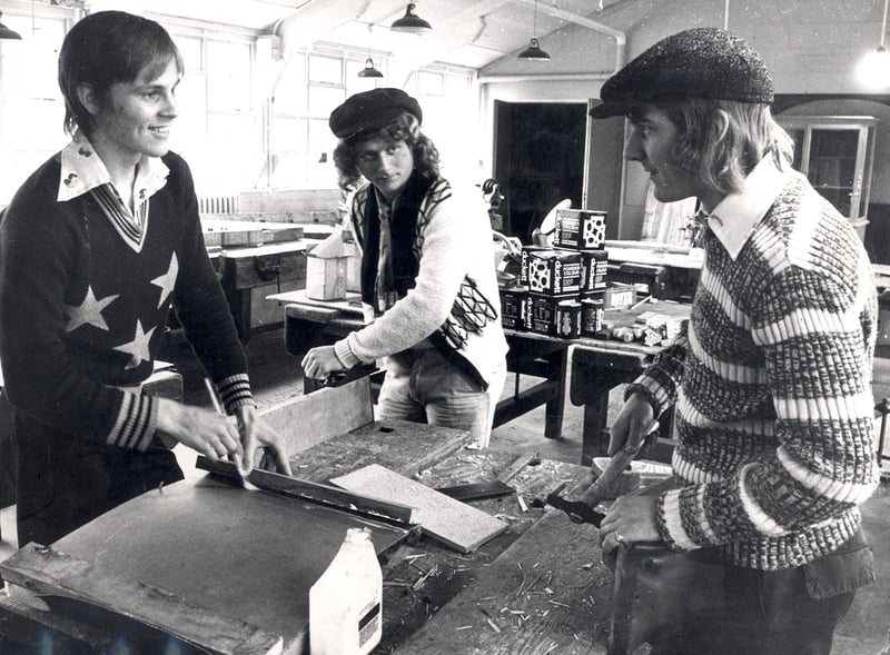 Job creation sheme at Meynell Youth Club, Sheffield, in March 1976