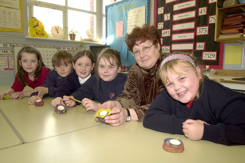 Peggy Fitt with Children at St Johns School 