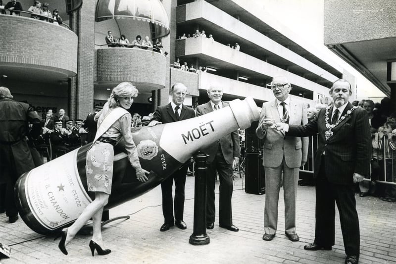 Miss Hounds Hill Beverley Cowburn helps celebrate the opening of the Hounds Hill shopping centre.
The centre was opened by the mayor of Bottrop, Oberburgermeister Ernst Wilczok, second from right and mayor of Blackpool Councillor Collin Hanson, far right