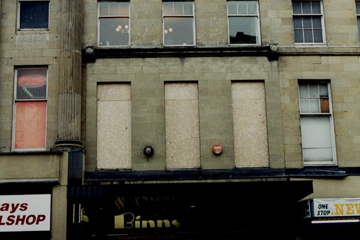  A view of the frontage of Binns department store Grainger Street Newcastle upon Tyne taken in 1995. The first floor windows of the building have been boarded up.