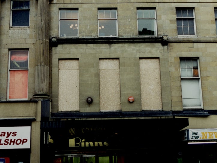 A view of the frontage of Binns department store Grainger Street Newcastle upon Tyne taken in 1995. The first floor windows of the building have been boarded up.