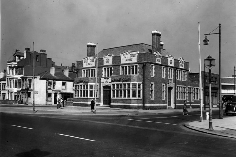 The Dutton Arms at the junction of the Promenade and Waterloo Road, 1930s
