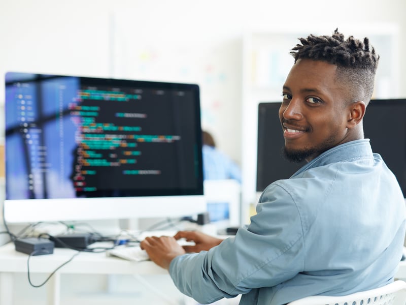 The average salary of a Principal Software Engineer is £64,189.