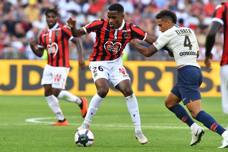 French forward Maolida battles with PSG's Thilo Kehrer for Nice