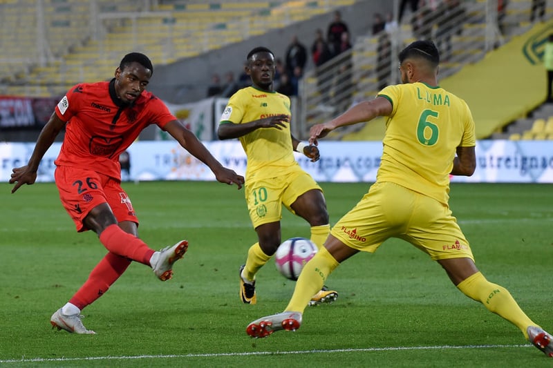 Maolida takes on Nantes during his three year stint with Nice. 
