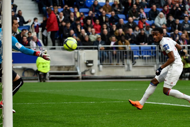 Maolida goes for goal against Caen while playing for Lyon. 