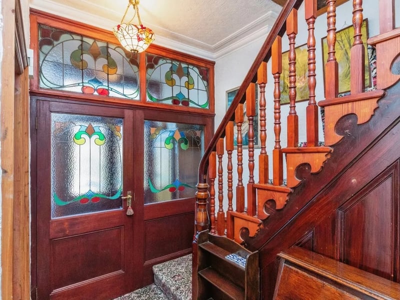 There are a lot of charming features inside this home. (Photo courtesy of Zoopla)