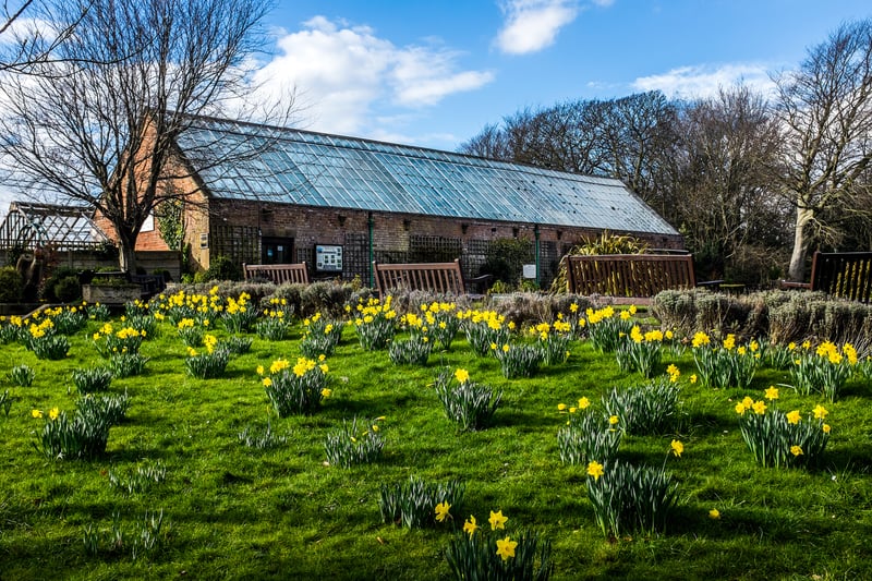Located in picturesque Churchtown, Botanic Gardens is nationally renowned for its floral displays. It also has a Green Flag award, a children's park, cafe and aviary. 