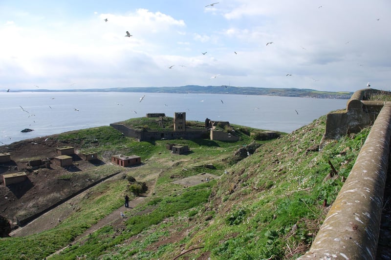 The island of Inchkeith, in the Firth of Forth, can be visited by boat from South Queensferry. It's a place with a long and varied history, from being used as a quarantine island for plague victims in the 15th century to becoming a military fortification to defend against enemy invasion in the 20th century.