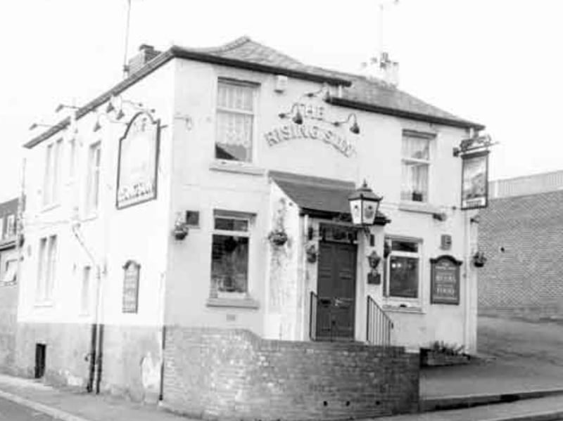 The Rising Sun pub on Jenkin Road, Sheffield, in 1990
