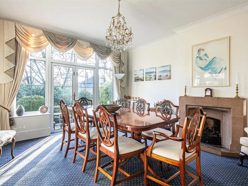 A formal dining room is a must for those hoping to host big dinner parties. (Photo courtesy of Zoopla)