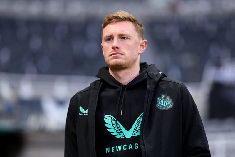 Sprayed the ball around well early on as Newcastle enjoyed decent spells of possession. A solid performance despite a quieter second half which his missed a great opportunity at the end of. 
