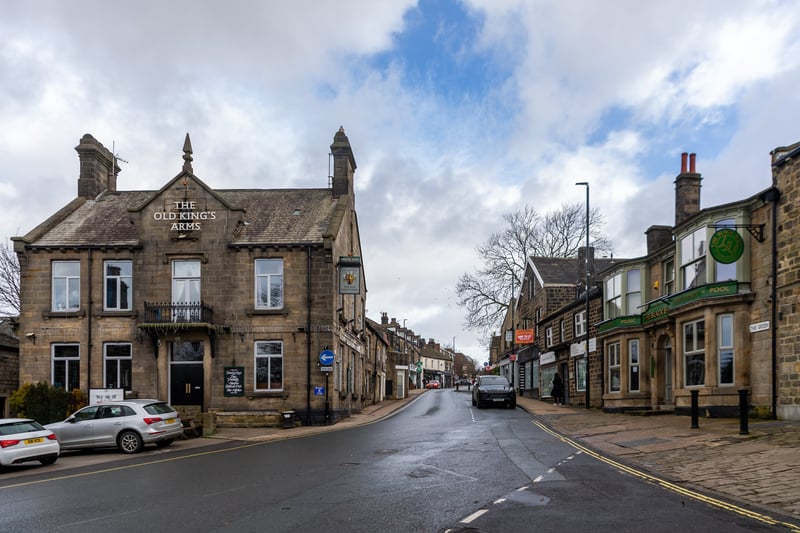 In Horsforth West, the median house price for the year ending in March 2023 was £435,000 - the 3rd highest out of all neighbourhoods in Leeds.