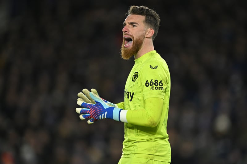 Sa has maintained his number one spot in the Wolves XI, even in the FA Cup. There’s no doubt over the goalkeeper position as a result. 