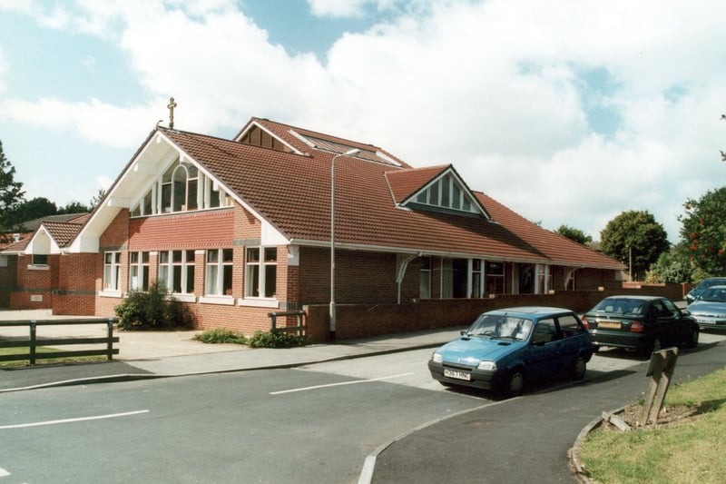 Christ Church viewed from the junction of Brooksbank Drive with Chapel Street in September 2000.