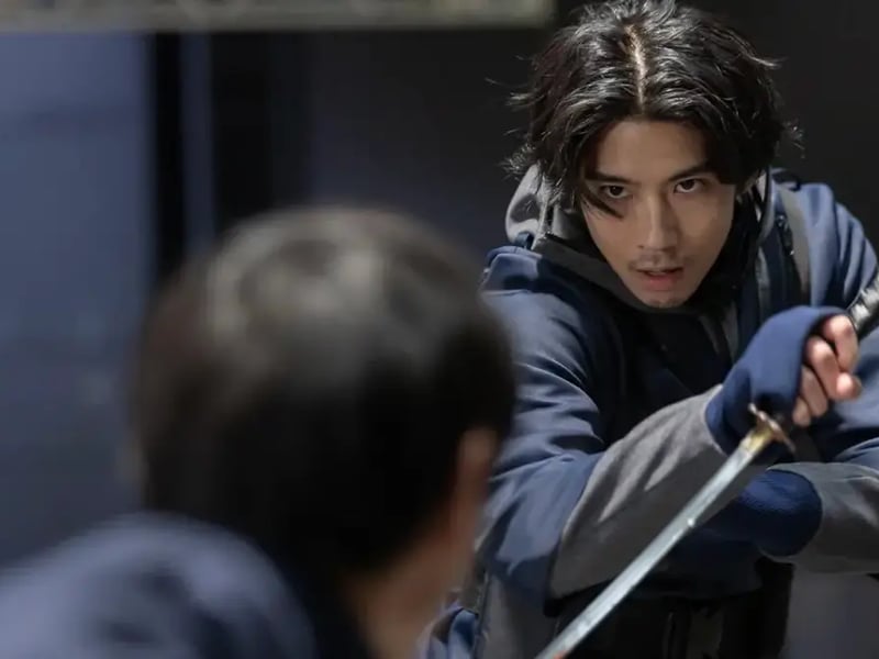 A retired ninja tries to return to a normal life but finds it not as easy as he'd hope.