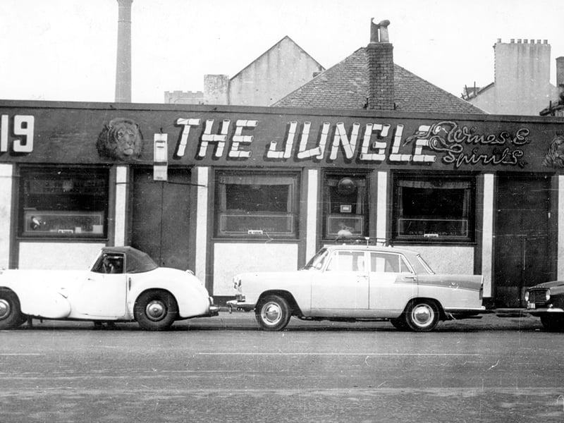 The Jungle pub on Milton St in Cowcaddens pictured in 1963. 