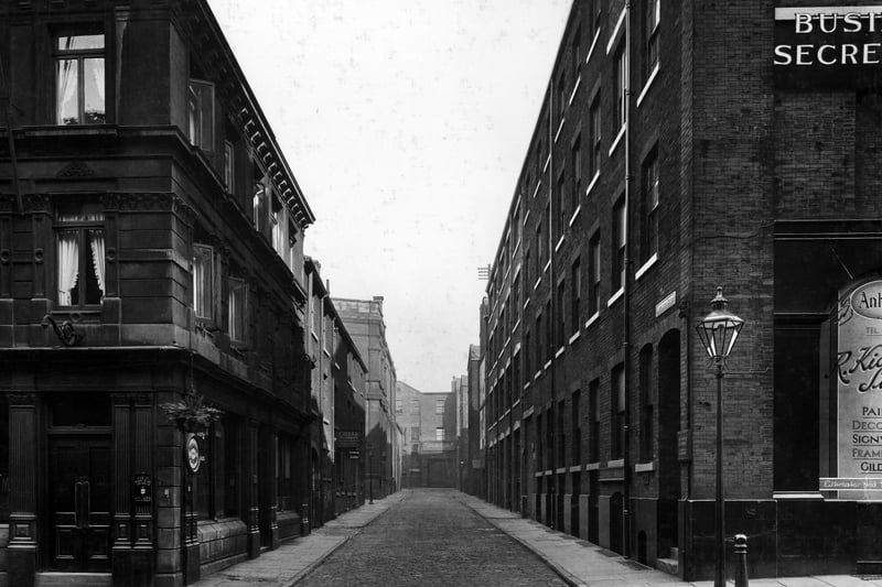A view looking on to Alexander Street from Park Lane. Whartons Hotel can be seen on left with Pitman's Business School on right. Pictured in October 1928.