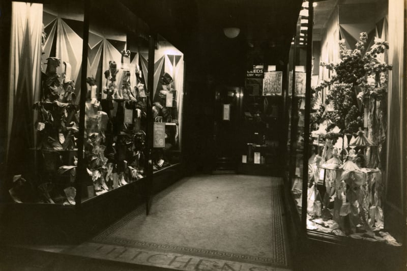 A photograph of a shop window display of gloves in Hitchen's store for Leeds Civic Week in September 1928.