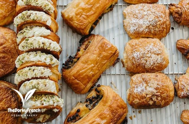 It's not always easy to find amazing vegan baked goods, but The Dorky French Vegan Bakery on Parnie Street does just that. 39 Parnie St, Glasgow G1 5RJ