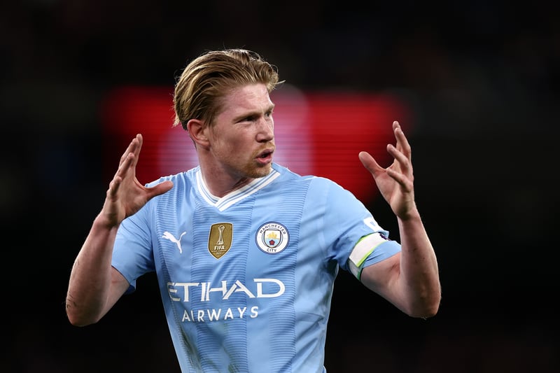 Back starting league games for the first time in nearly six months. While he cut a relaxed and composed figure, De Bruyne's range of passing and forward runs were hugely influential on the game, and his assist for the second goal was of the highest order.