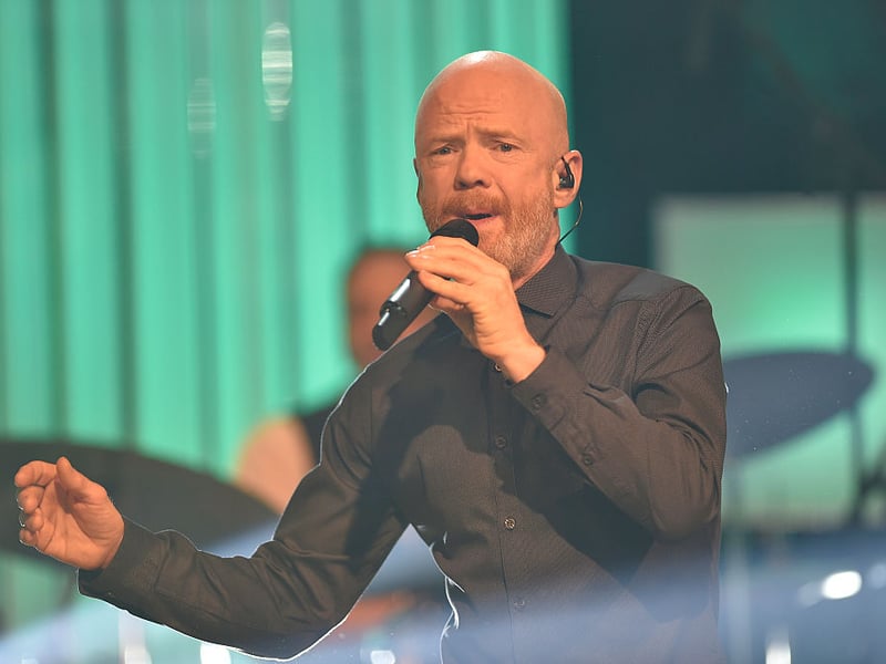 One of Scotland's most recognised voices, Sommerville was a hit maker and a fearless performance back in the 1980s and is still loved the world over and performing.