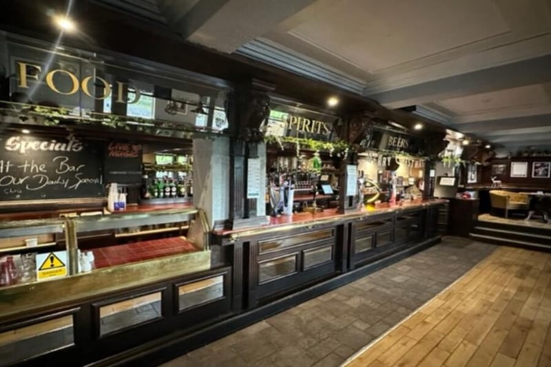 The bar features a large servery area which would not be out of place in a traditional British pub.