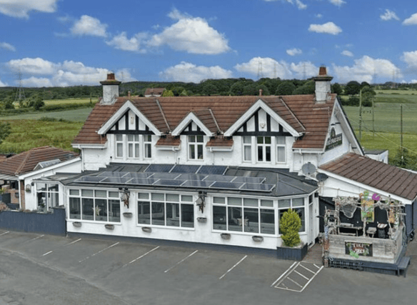 The Three Horseshoes pub is on the market for a reduced price of £495,000. Photo: Christie & Co (via Rightmove).