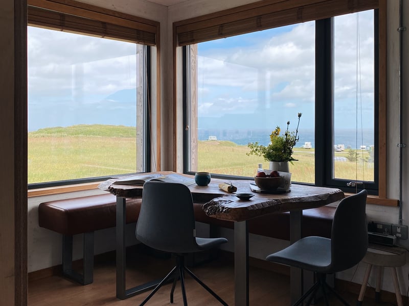 Imagine sitting down to breakfast with these views.