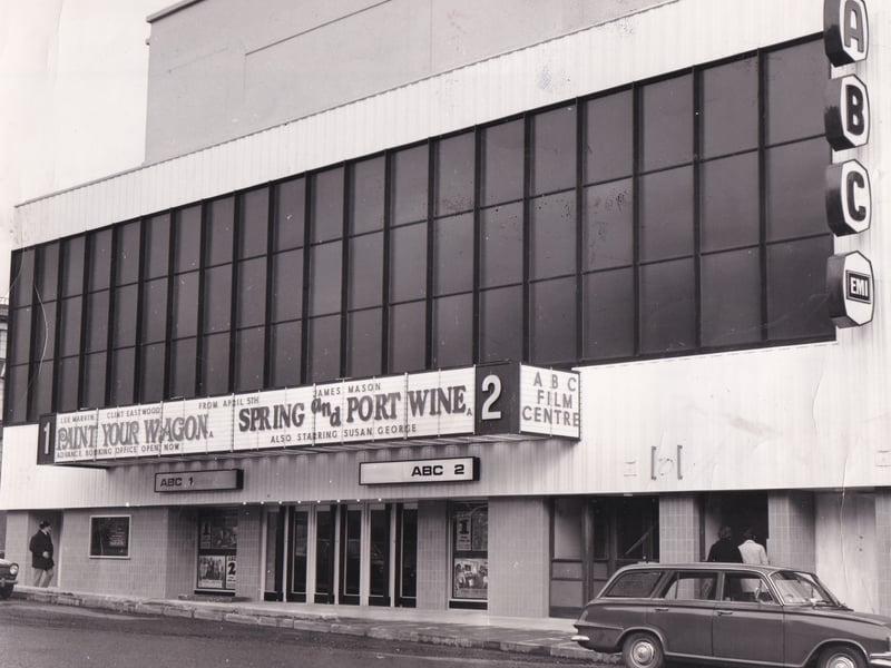 It then became the first triple cinema in Leeds when the former stalls area of ABC 2 was divided. 