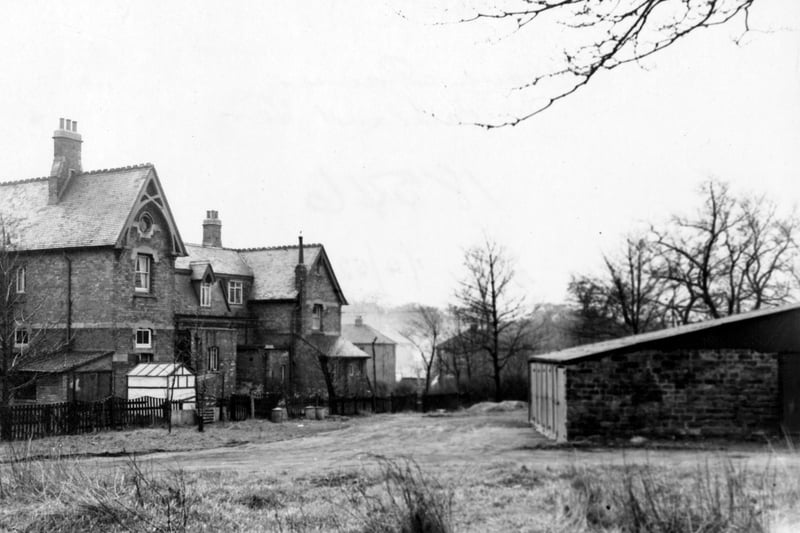 Parkland Terrace in March 1952. Back of block of 10 flats. Originally the whole block were the stables and grooms quarters belonging to the owner of Meanwood Towers.