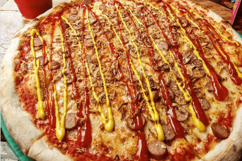  ⭐ Crazy Pedro's earned its five star hygiene rating in November 2019 and has a 4.3/5 rating on Google Reviews from 928 reviews. 🍕 Crazy Pedro’s is a bar with a party atmosphere focused on giving customers the best time they can. However, they also have a well regarded and wide range of unique pizzas, all a sizeable 16”. Their margherita will set you back £18. They offer delivery via Deliveroo.