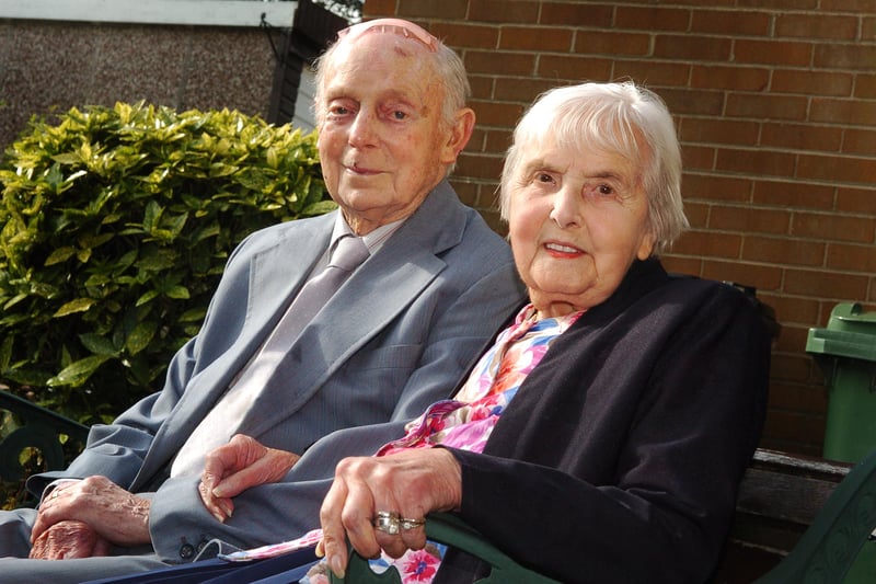 This is Frank and Alice Horne from Bramley who had been married for 70 years. Pictured in September 2007.