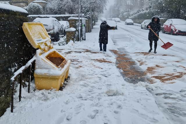 Gritting in Broomhill. Picture: David Kessen, National World