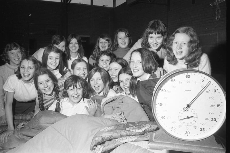 Students from Thornhill School who tried to beat the marathon netball tournament world record in 1975.