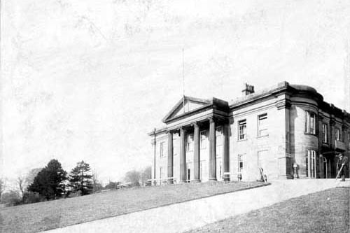 The Mansion House pictured in March 1901. In 1871 the estate was for sale by auction, John Barran acting for the corporation, purchased the estate as a public park for Leeds.