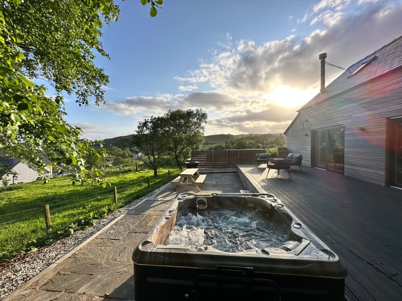 The hot tub is the perfect spot to enjoy stargazing.