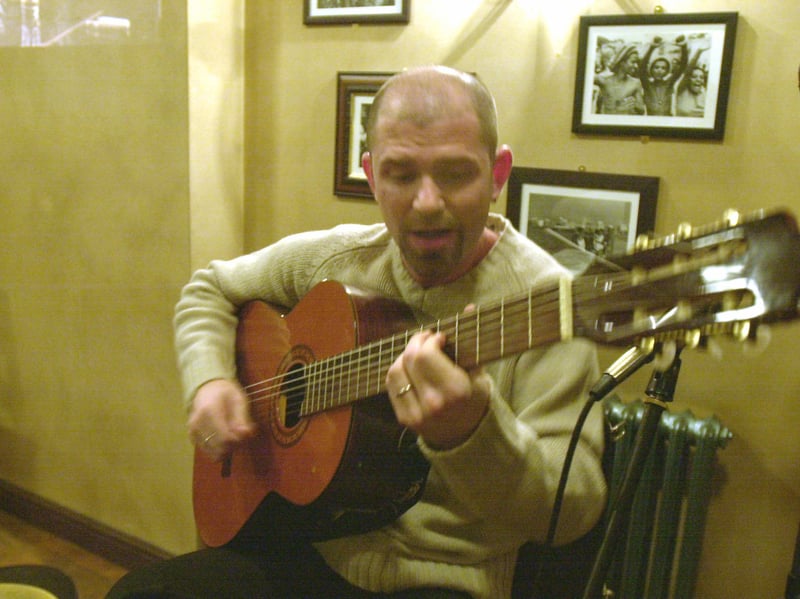 Guillermo Rozenthular performing in the Cubana bar on Trippet lane, Sheffield city centre, in March 2001