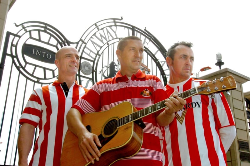 Gary Hill on vocals, Rob Burlison with the music and Daren Robertson who wrote the lyrics for an SAFC song in 2008.