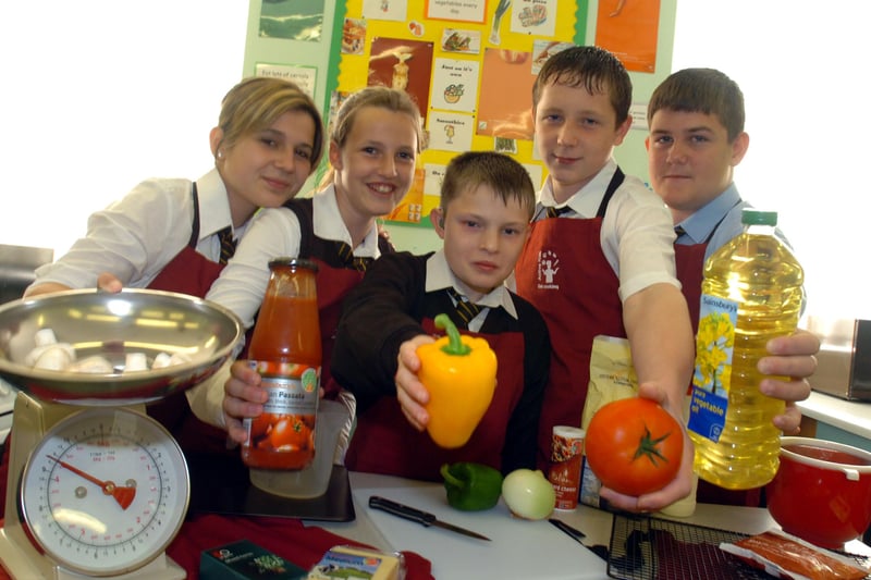 Ready to cook up a treat at Farringdon School in 2007 were Shelby Bather, Amanda Frear, David Gouch, Jordon Southern and Scott Hutchinson.