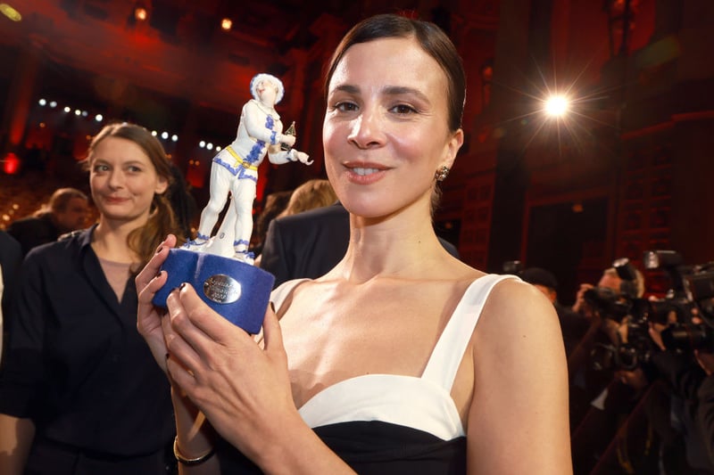 German actor Aylin Tezel is confirmed to be appearing in Glasgow with the UK premiere of her directorial debut Falling Into Place, shot on the Isle of Skye. She won the Newcomer Director Award at the Bavarian Film Awards 2024 for the film which screens at 8.30pm on Saturday, March 2. 