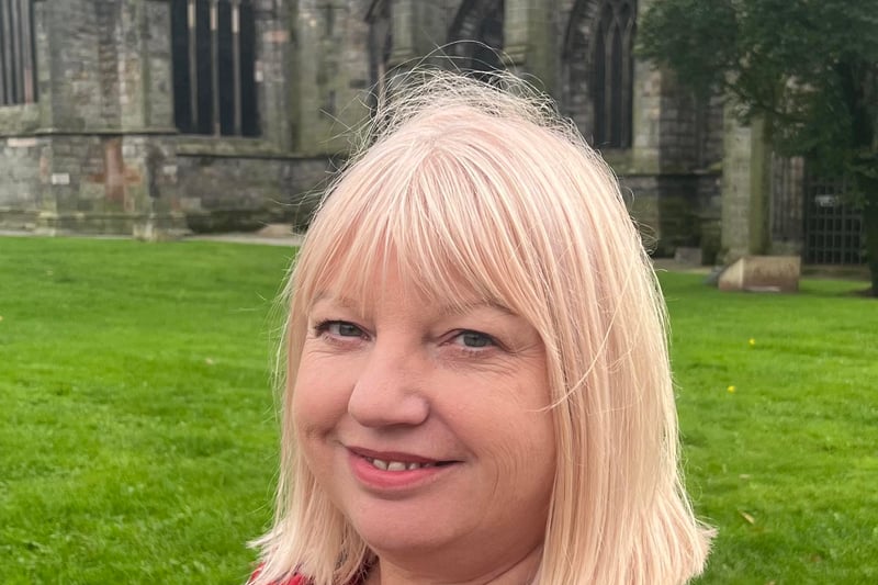 It's predicted that SNP candidate Jacqueline Cameron will replace Mhairi Black as she steps down from   the Paisley and Renfrewshire South seat at the next General Election.