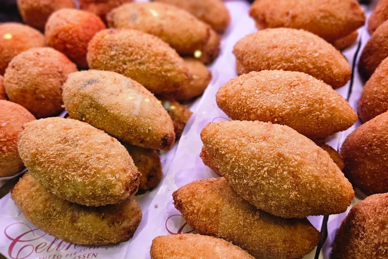 Cellino's was established on Alexandra Parade in 1982 and pride themselves on offering authentic Italian food such as these delicious arancini. They also have a wonderful deli which stocks fresh Italian produce. 