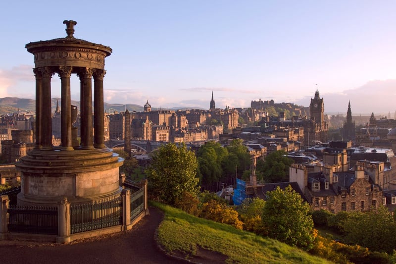 The final podium position goes to the City of Edinburgh. The average sale price is £329,514 compared to an average asking price of £298,887 - a difference of £30,627.