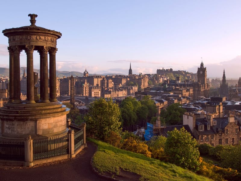 The final podium position goes to the City of Edinburgh. The average sale price is £329,514 compared to an average asking price of £298,887 - a difference of £30,627.
