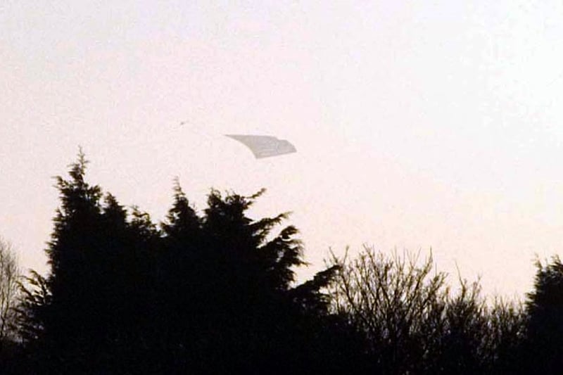 UFO an unidentified flying object seen flying over Mill Dam Woods in Wigan over the heinz beans factory in 2006