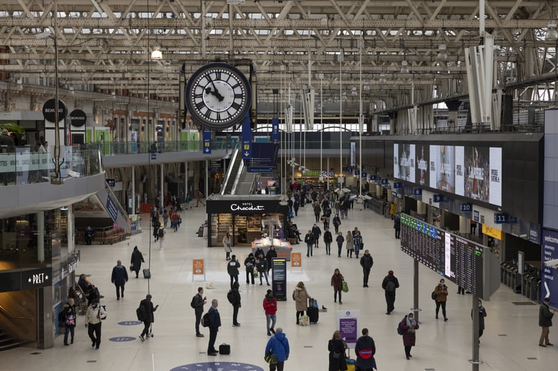 Estimated entries and exits made at Waterloo station was 57,789,780.