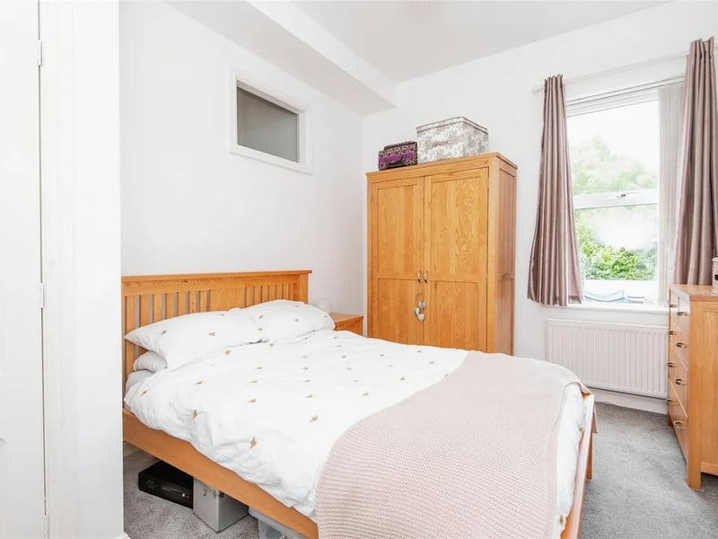 There are two bedrooms. (Photo courtesy of Zoopla)